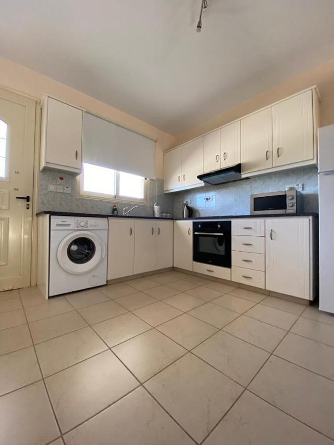 Paphos Royal Seacrest Residence מראה חיצוני תמונה