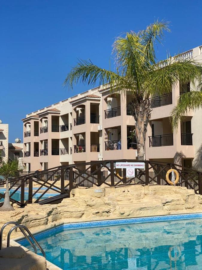 Paphos Royal Seacrest Residence מראה חיצוני תמונה