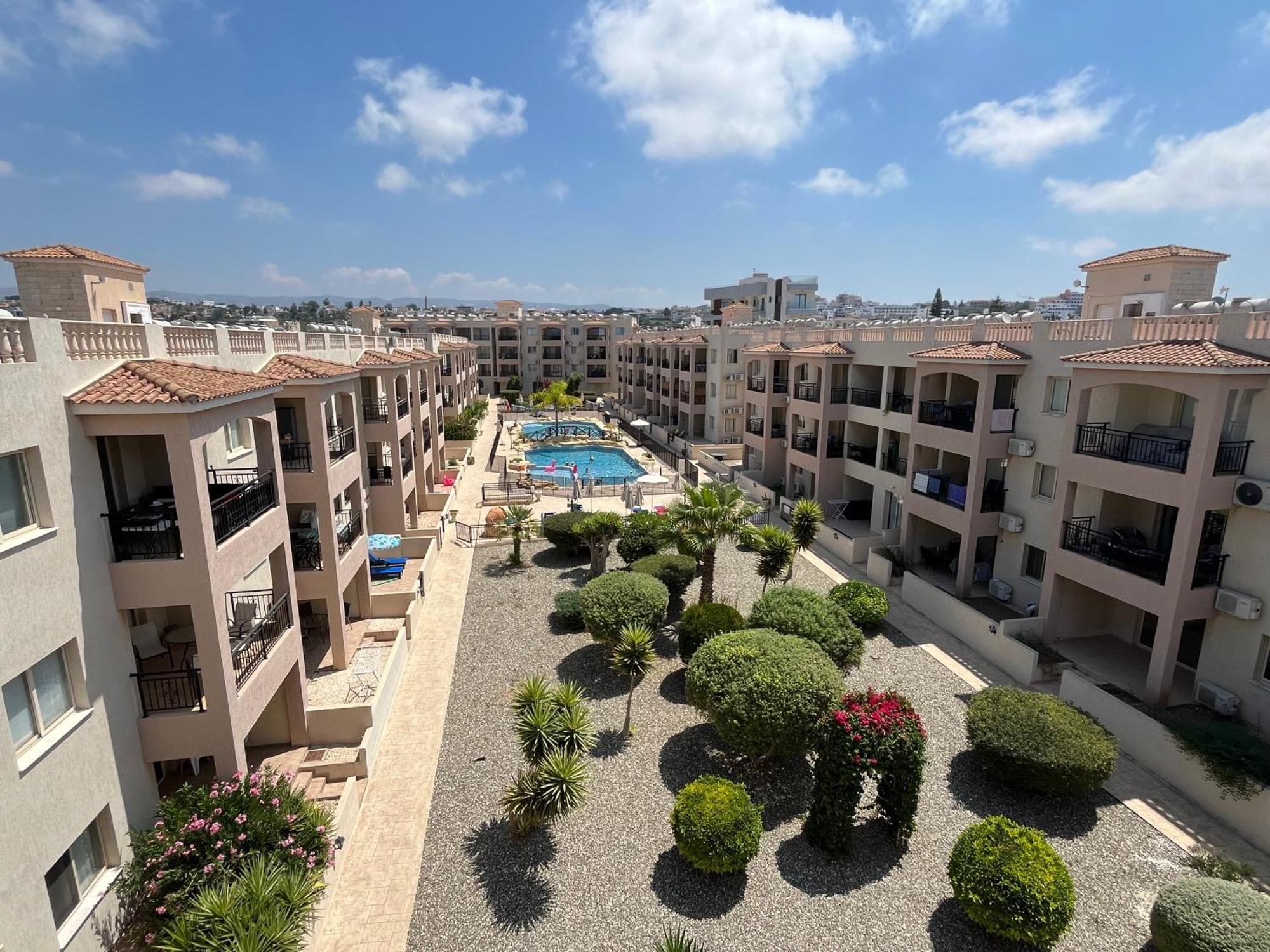 Paphos Royal Seacrest Residence מראה חיצוני תמונה